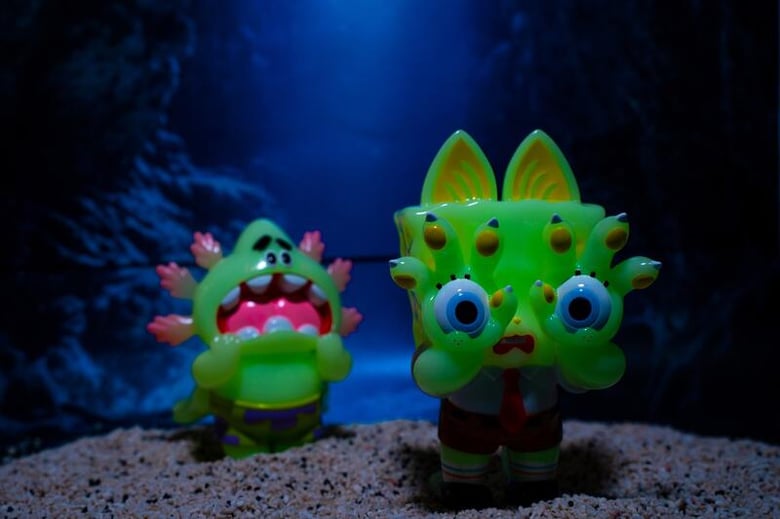 Image of Unbox Spongebob x Grape Brain - GID version