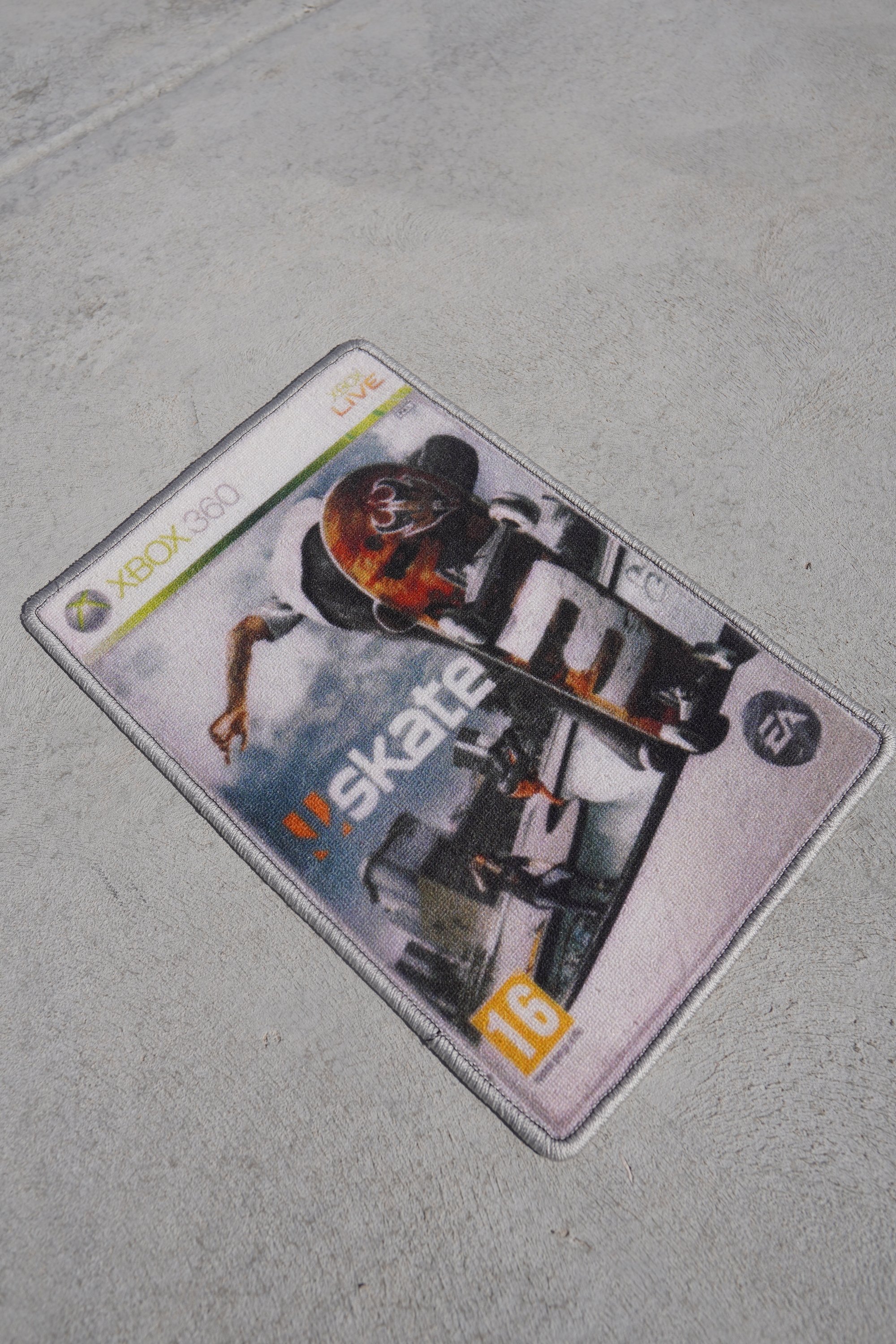 SKATE 3 Big disk CD Wall Mirror – rug4nerd