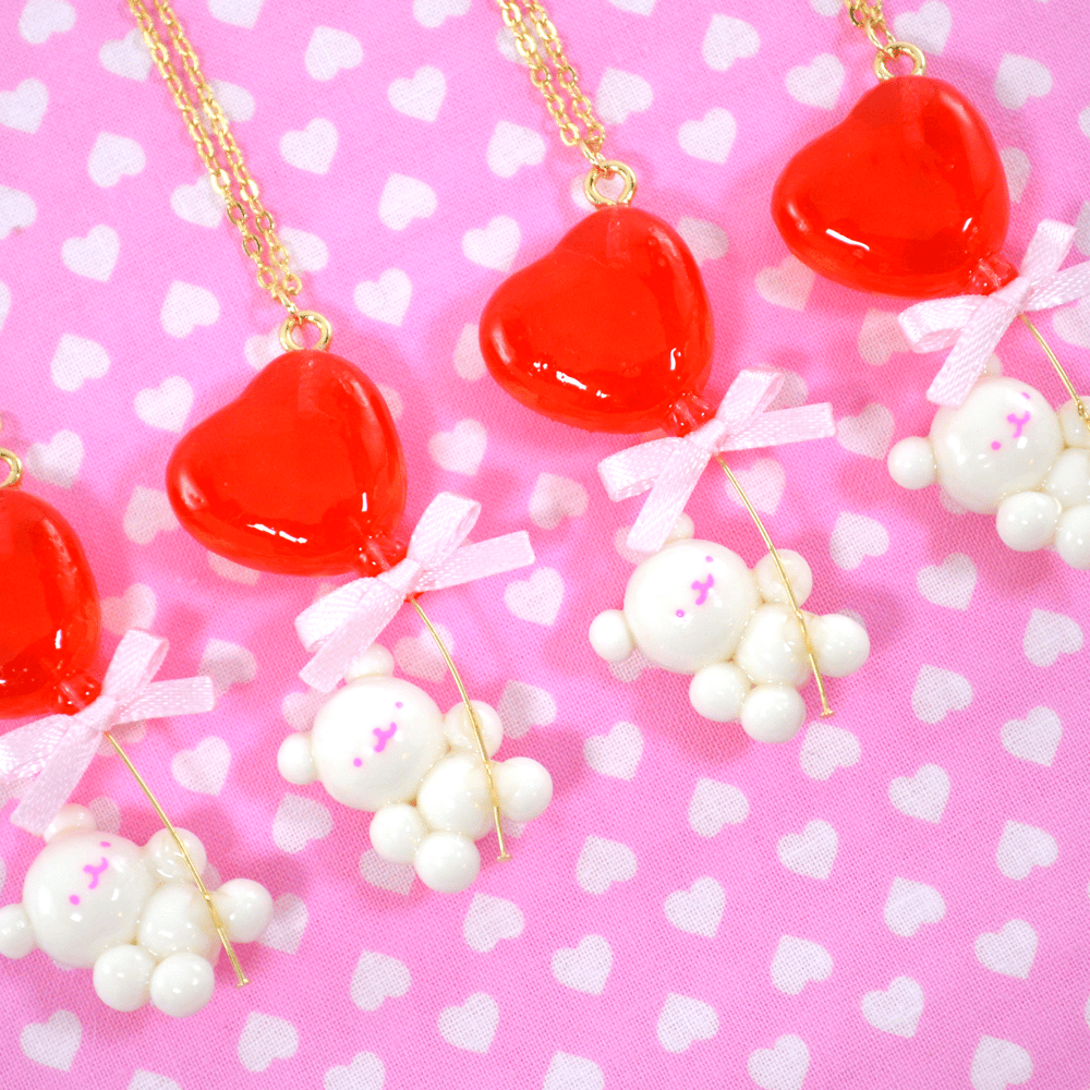 Heart Balloon Bear Necklace: Red