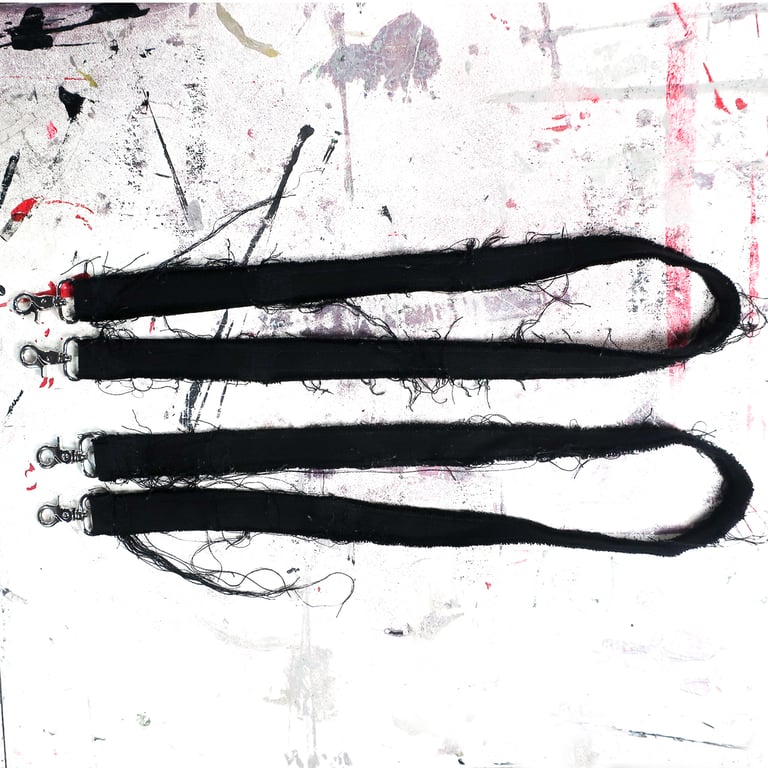 DISTRESSED STRAP SKIRT Image 4