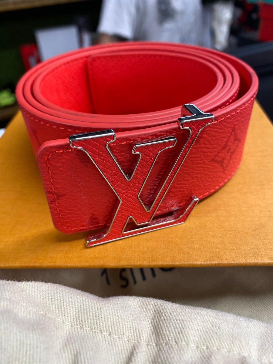 Pre-owned Louis Vuitton Lv Shape Belt Embroidered 40mm Grey