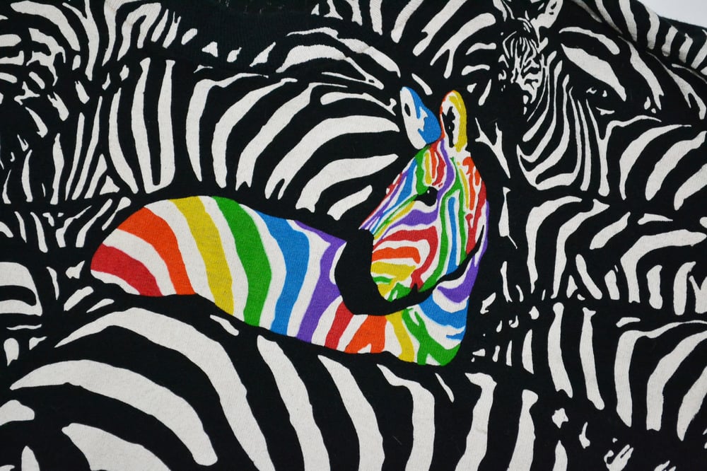 Image of Vintage 1993 Liquid Blue Zebra All Over Print Greg Genrich T-Shirt Sz.L