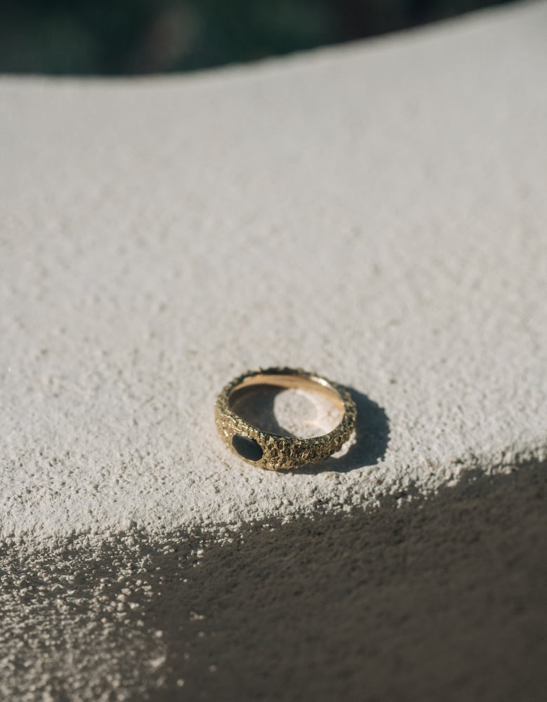 Image of Itziar ring 18k Gold 