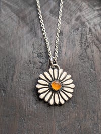 Image 1 of Daisy recycled textured silver & yellow chalcedony pendant
