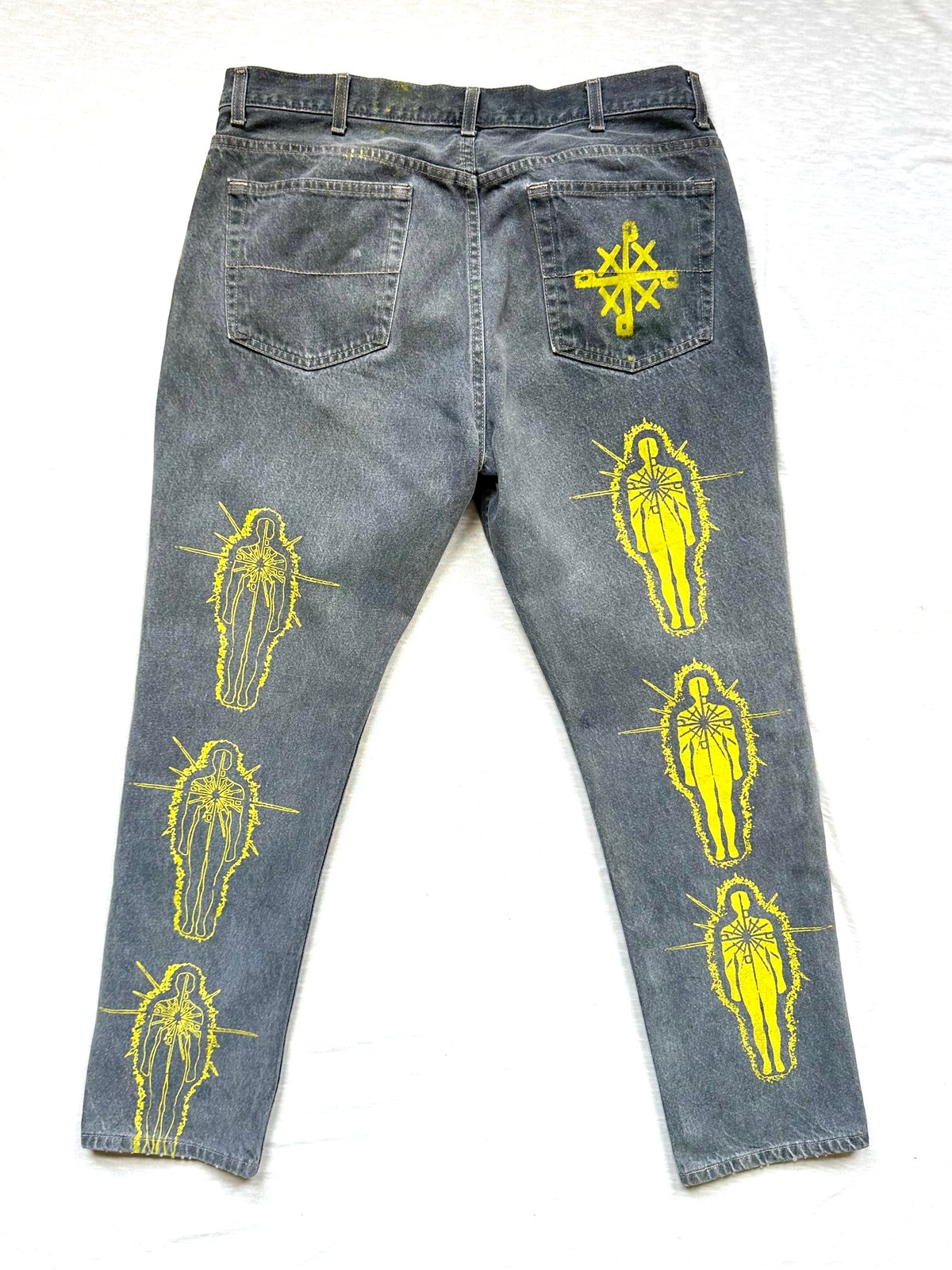 Distressed Mid Rise Light Denim Jeans - Soft Stretch | Roots & Flowers –  Root & Flowers Boutique