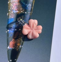 clover charm.2