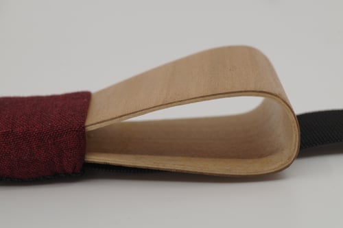 Image of Noeud Papillon en Bois - Merisier / Bordeaux