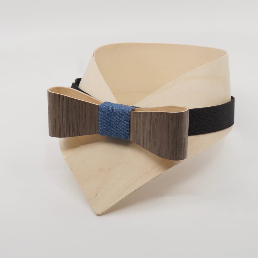 Image of Noeud Papillon en Bois - Chêne Oxydé / Bleu Jeans