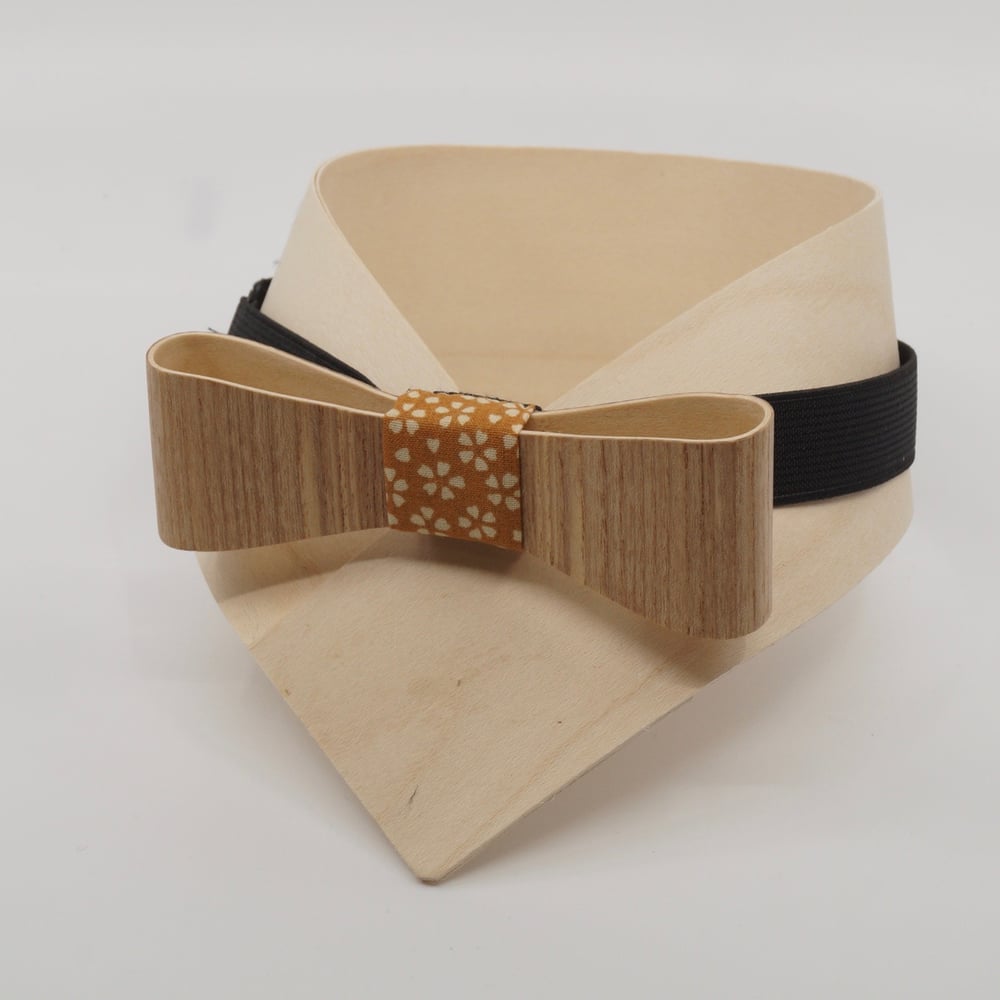 Image of Noeud Papillon en Bois - Frêne / Fleurs Moutarde