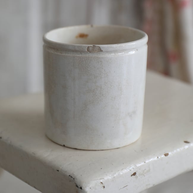  Antique little pot. - 599