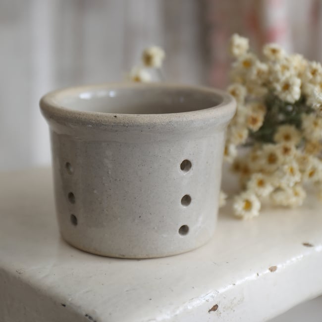  Antique French cheese strainer ( faisselle ) - 735