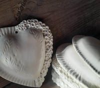 Image 1 of Ex voto "tout blanc"