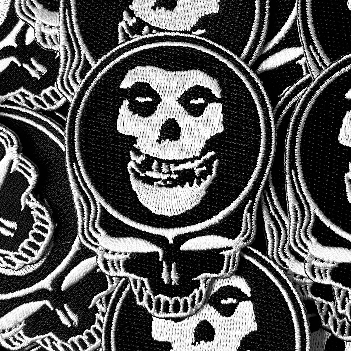 💀 Embroidered Patch - 2.25' x 3' inch