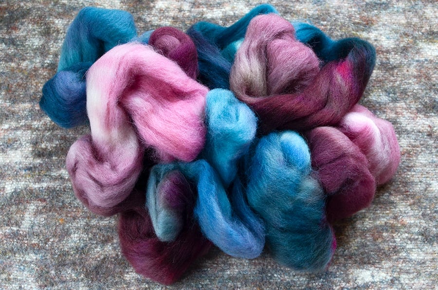 Image of "Up in the Sky" Cheviot Spinning Fiber - 4 oz.