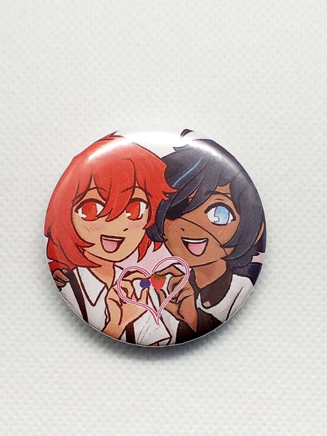 Kaeya & Diluc Button 2'5"-3" inch