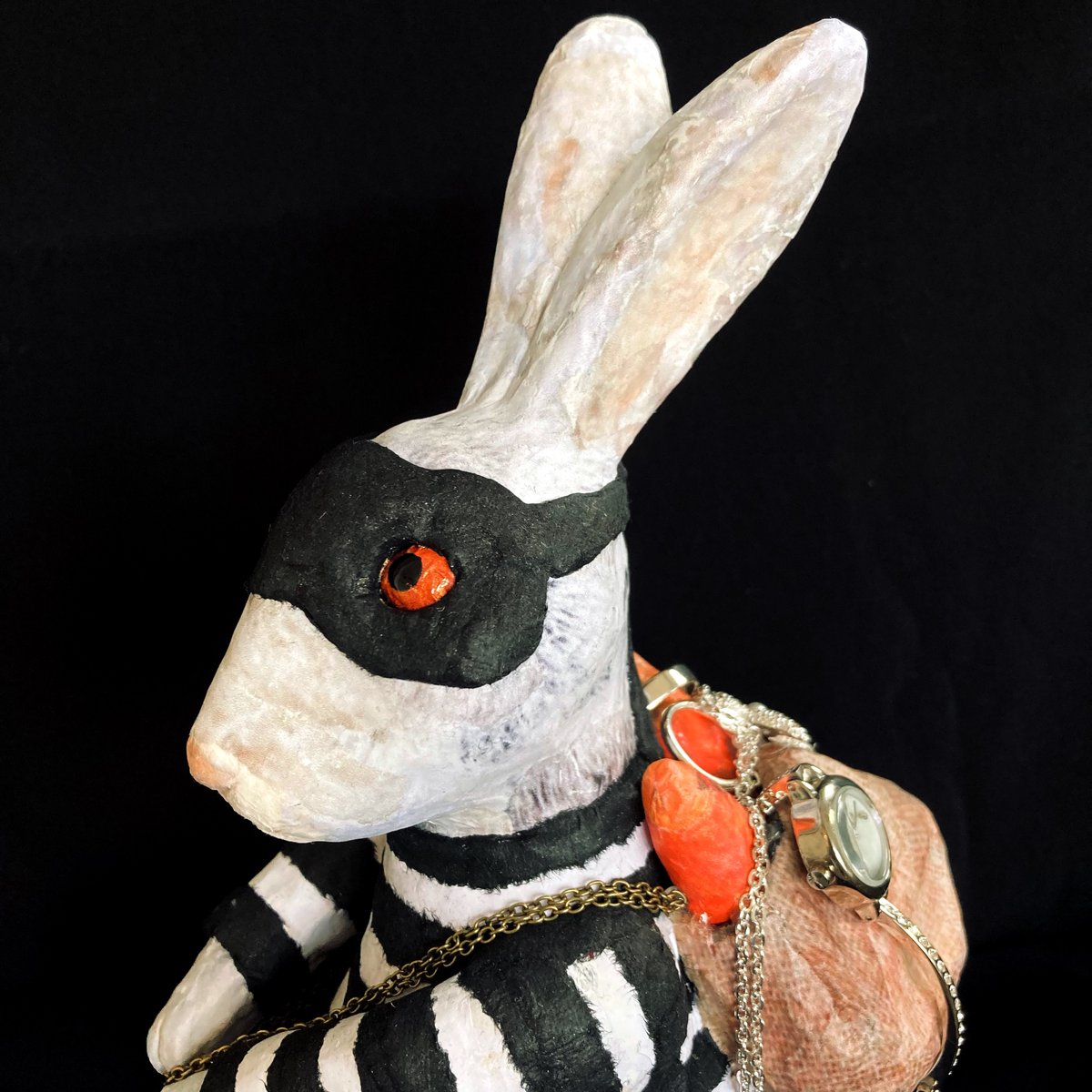 Image of Burglar Bunny ~ Paper Sculpture