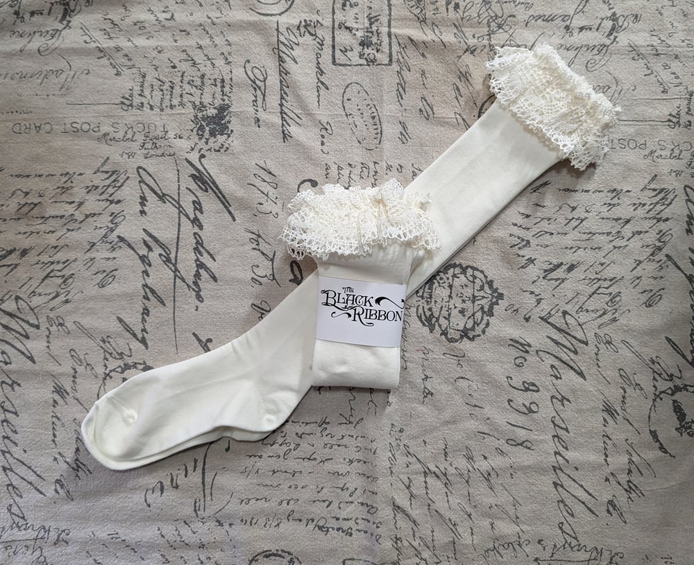 Linen Cluny Topped OTKs (Warm White)