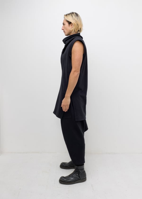 FUNNEL NECK JUMPER VEST