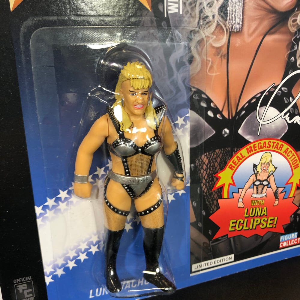 **INSTOCK** LUNA VACHON Wrestling Megastars Series 2 Figure