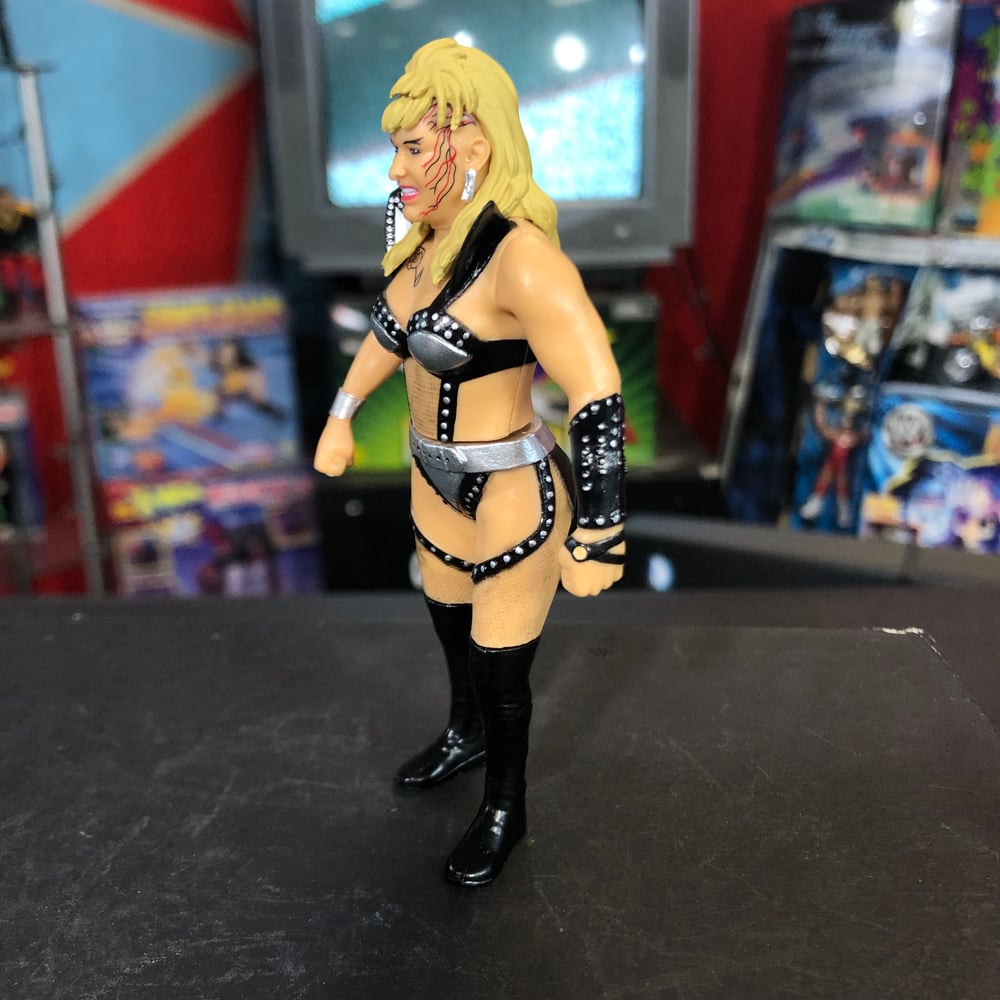 **NO PACKAGING** LUNA VACHON wrestling megatstars series 2 figure