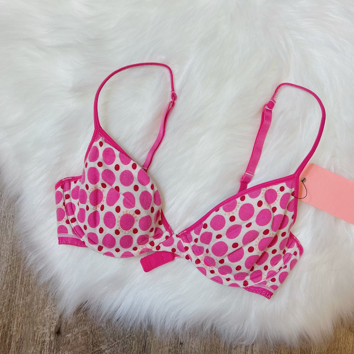 Victoria's Secret, Intimates & Sleepwear, Victorias Secret Lightly Lined Full  Coverage Bra In Pink Dot Size 34d Nwt 5