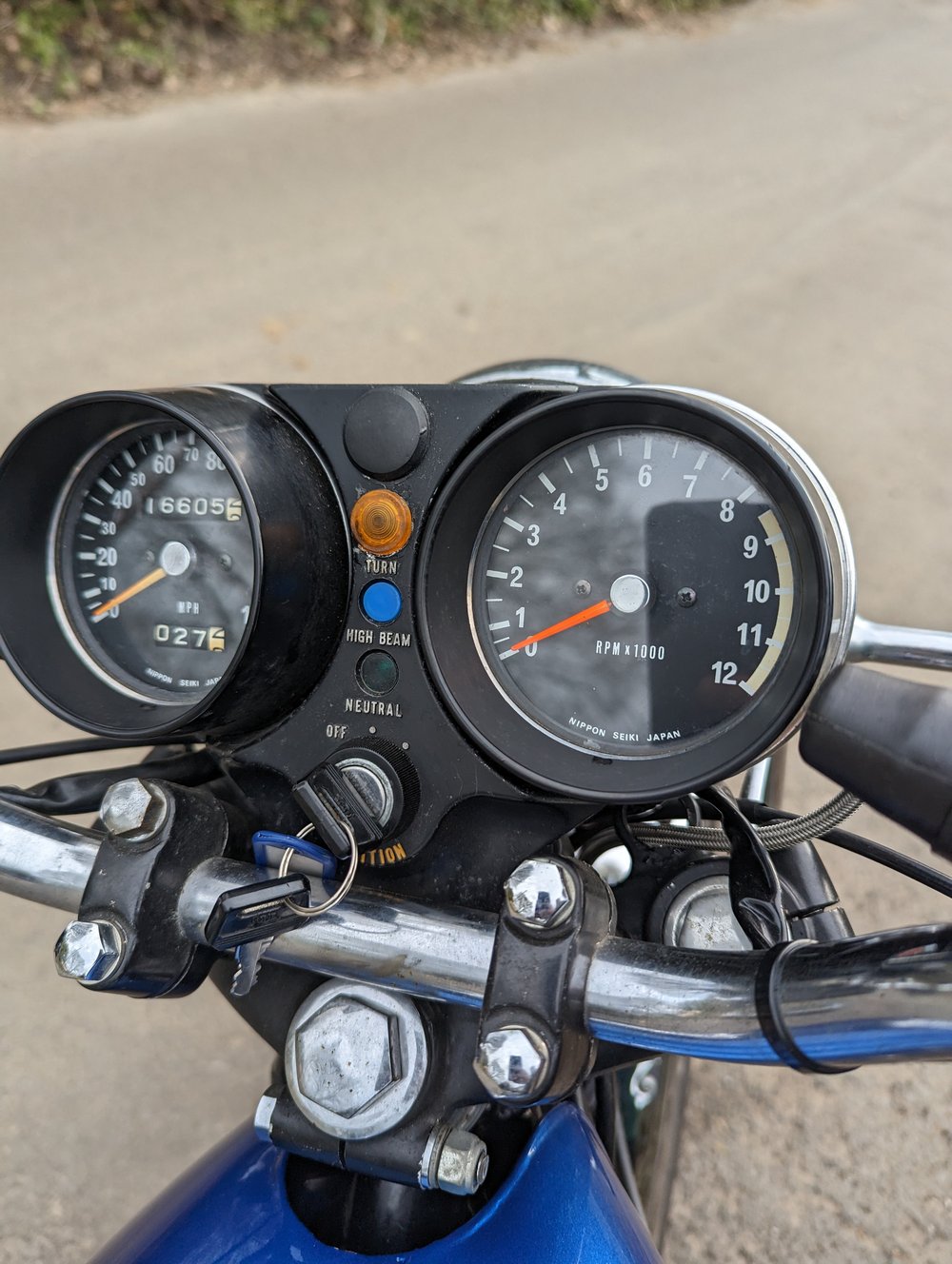 Kawasaki kh250 triple 1975
