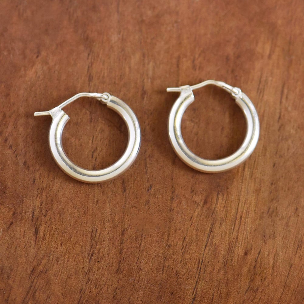 Image of Classic Hoop solid framed 950 silver earrings