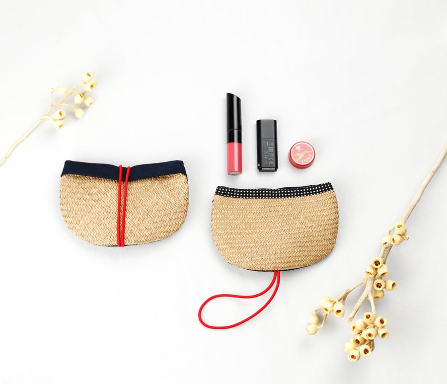 Image of Multi Use Hand Woven Rush Pouch (M) (L)