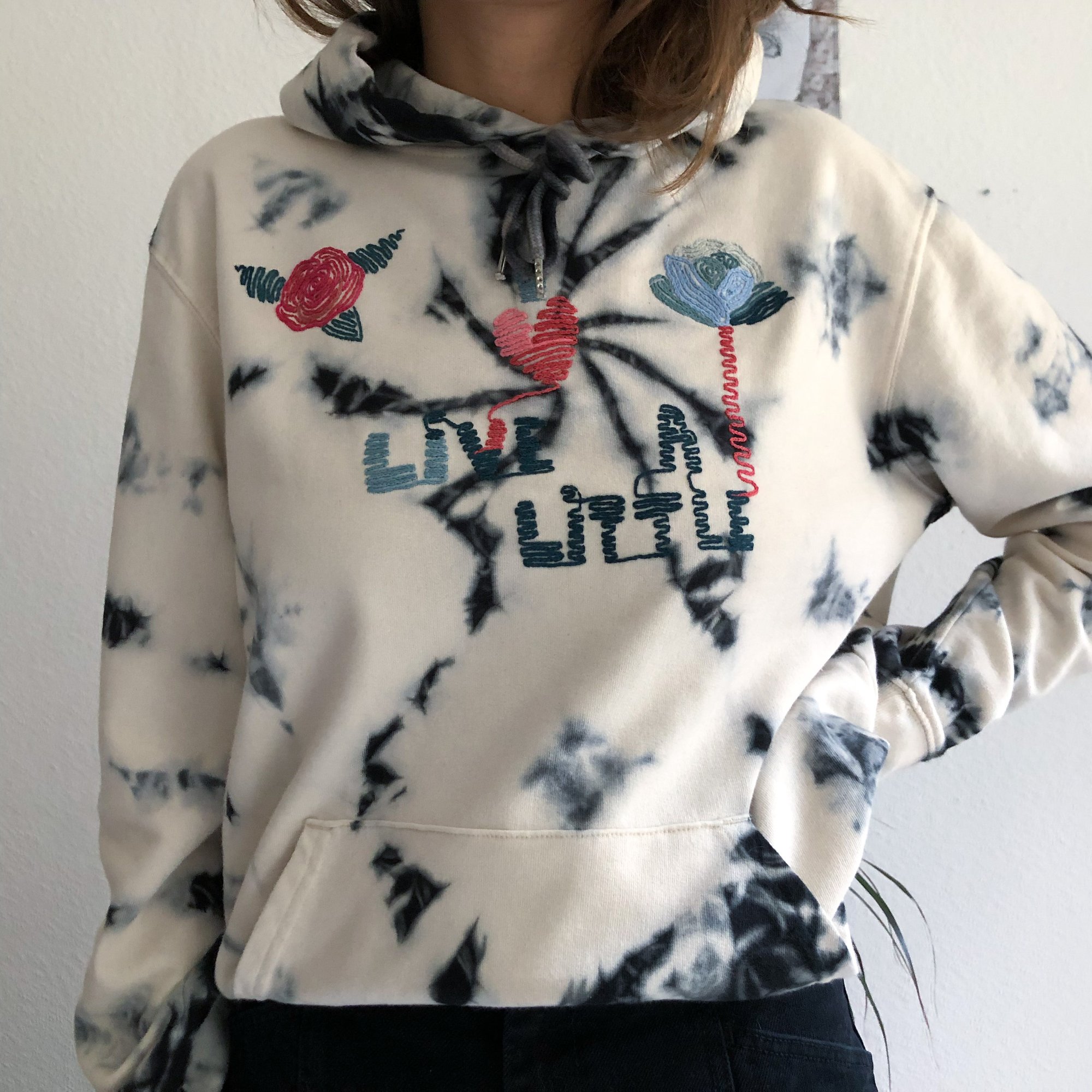 embroidered floral-print organic-cotton hoodie