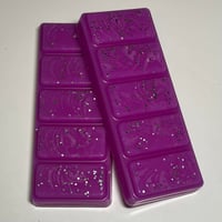 'Aliens' Wax Melts