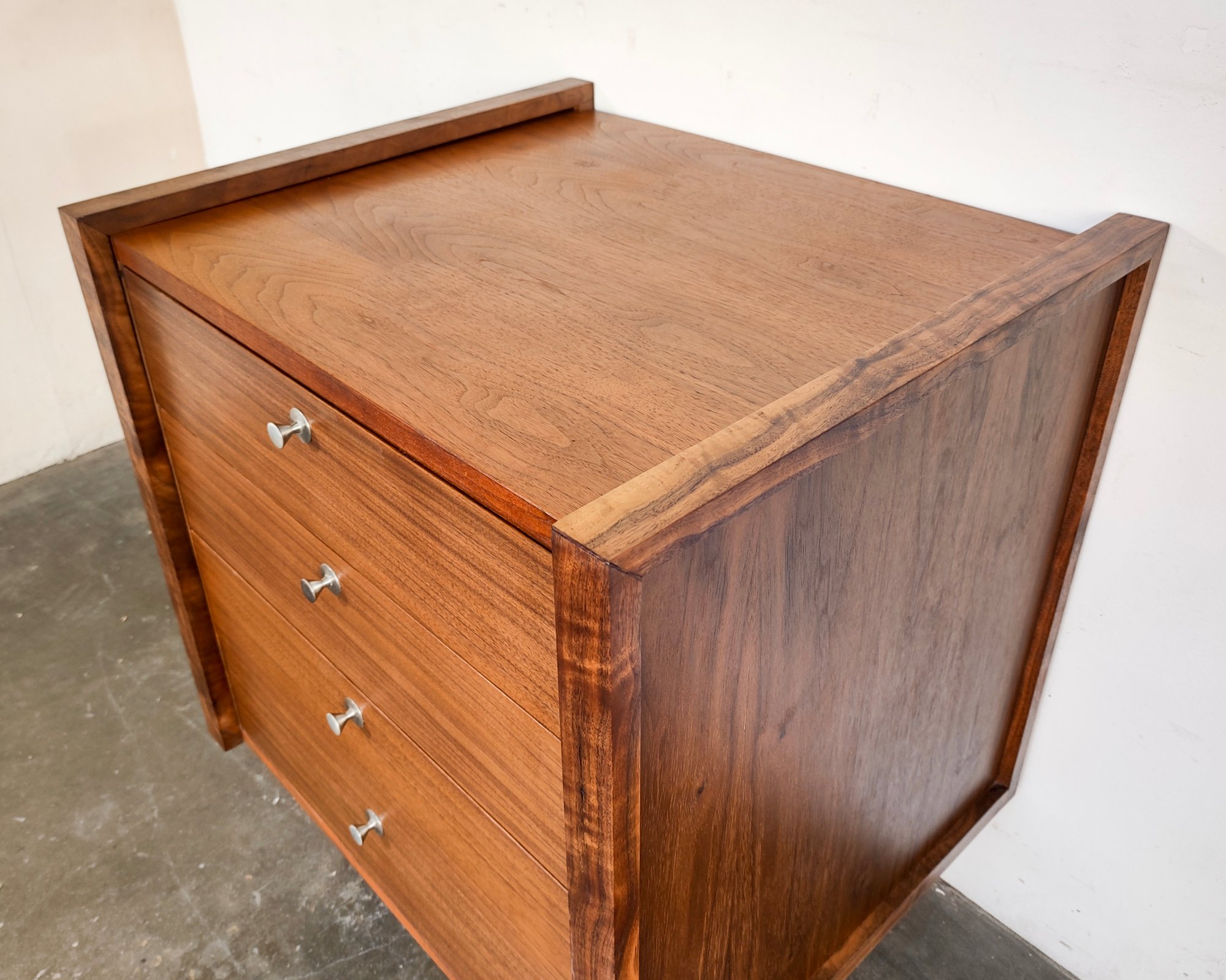 Small Walnut Chest of Drawers by Martin Borenstein for Brown Saltman | Iridium Interiors Small Walnut Chest of Drawers by Martin Borenstein for Brown Saltman | Iridium Interiors