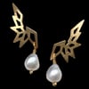 GOTHICA Earring - White Pearl