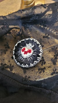 Image 1 of broche wednesday mood