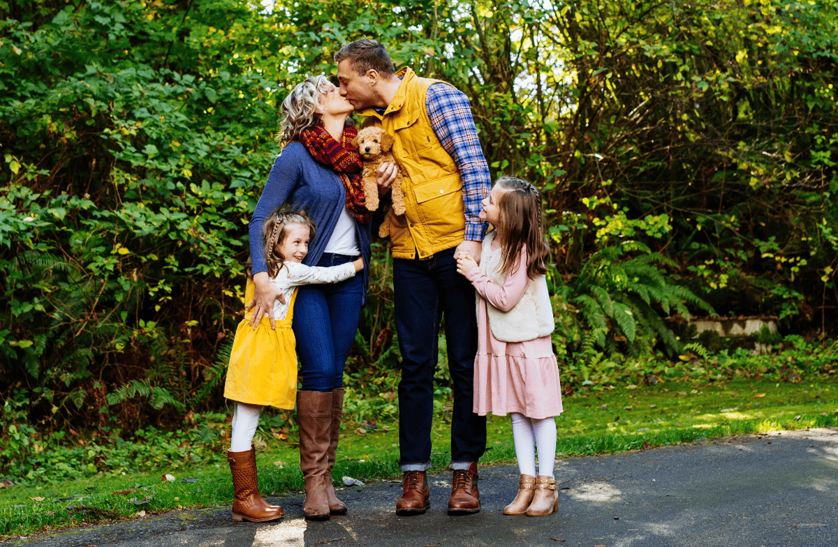 Image of September 16 2023 Mini Sessions | Retainer