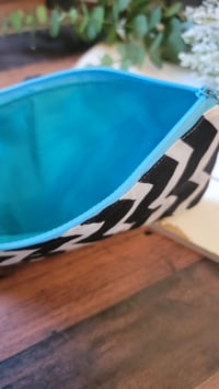 Image 2 of Rush zipper pouch