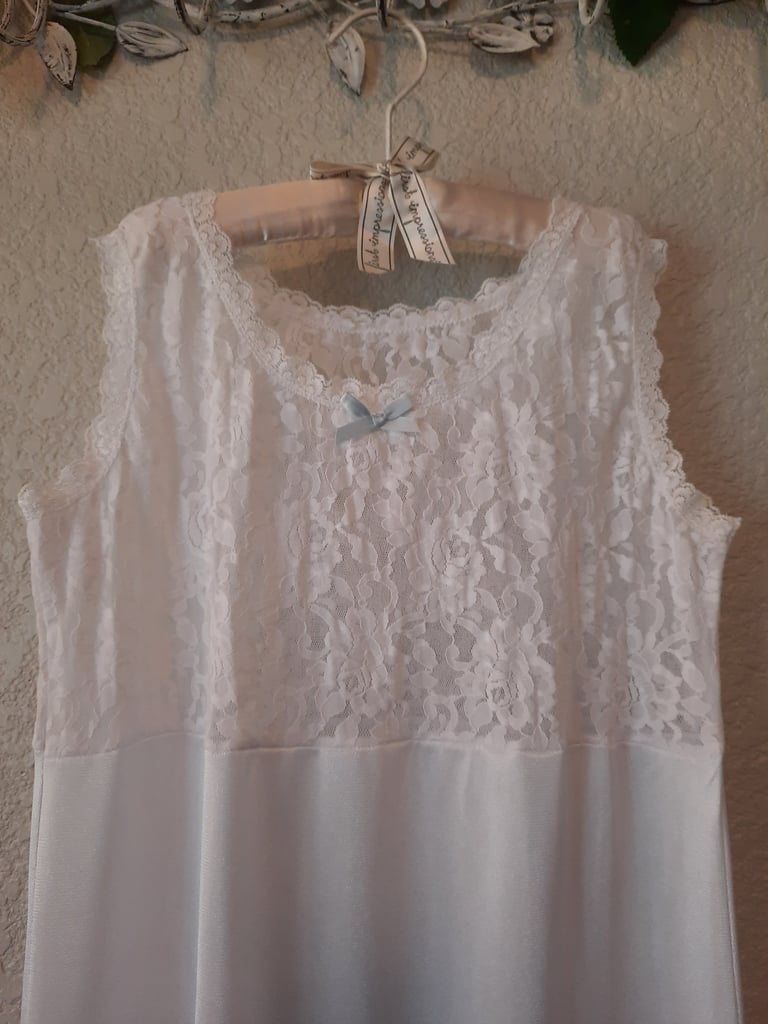 Little girls slip style #1 Image 2