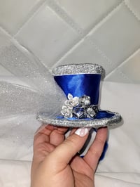 Image 2 of Royal blue top hat 🎩 💙 