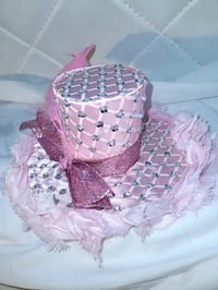 Image 3 of Pink blinged out top hat 🎩 