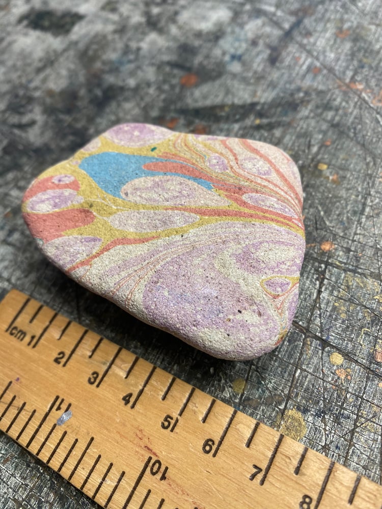 Image of Hand Marbled Pebble no2