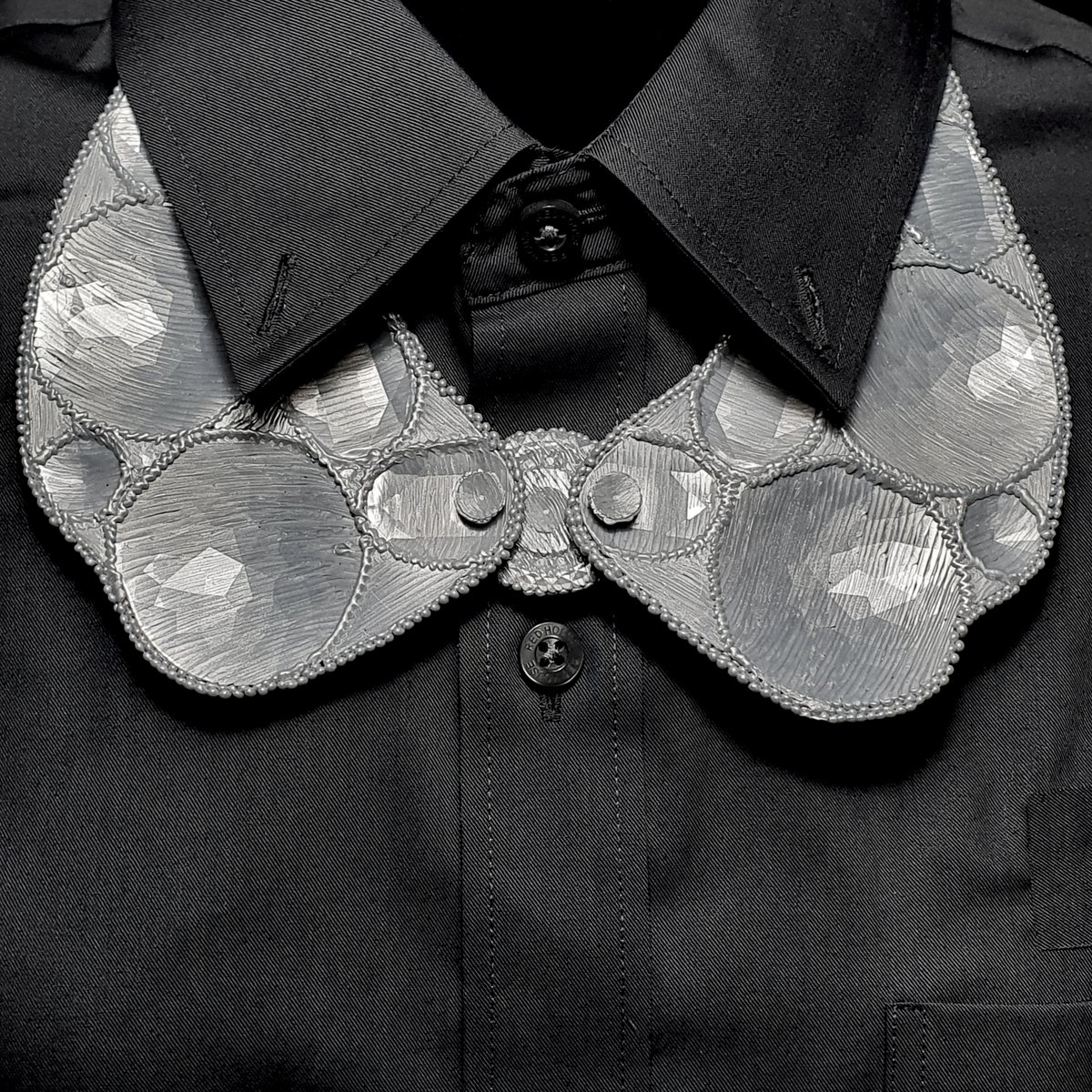 Image of Silver collar 2