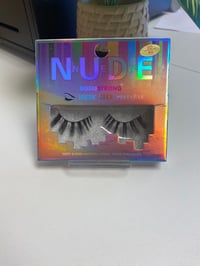 Image 1 of Nude 3D Eyelashes 40