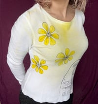 Image 3 of Eye Enjoy The Flowers