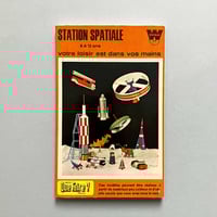 Image 1 of Pochette Que Faire ? Station spatiale