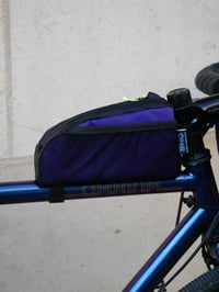 Image 3 of Sacoche top-tube 