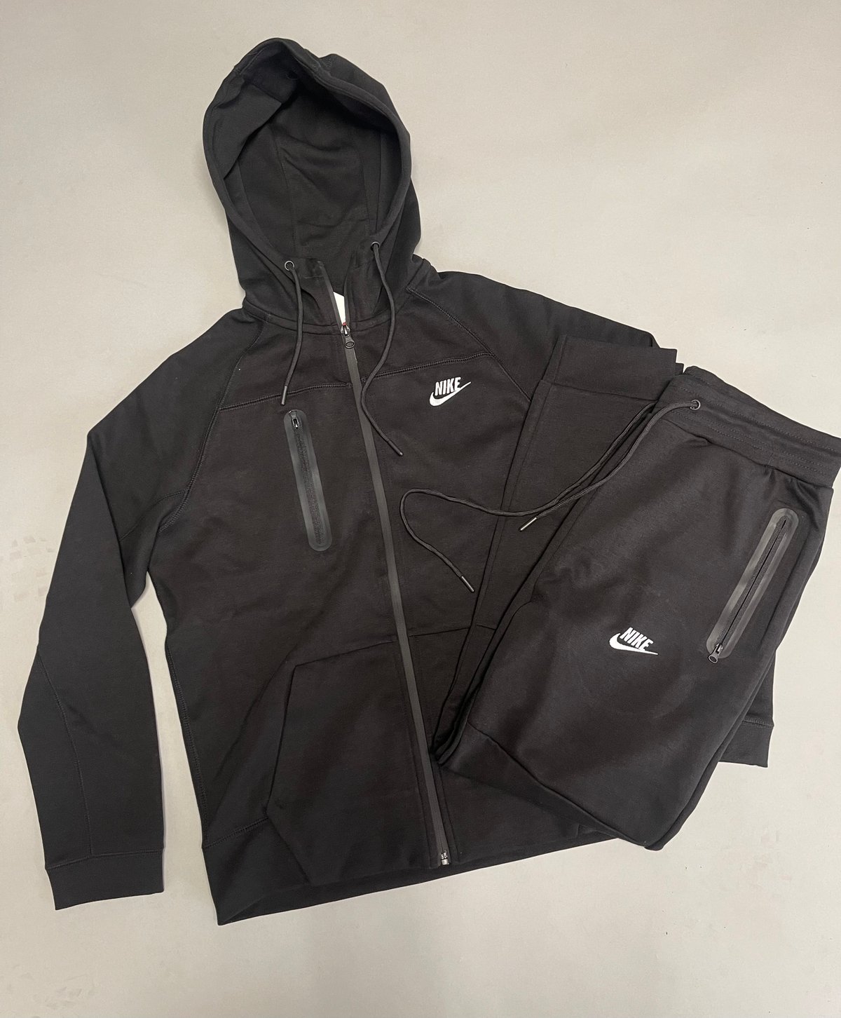 Men’s Black Embroidered Fit Tech Zip Up Hoodie Sweatpants Set