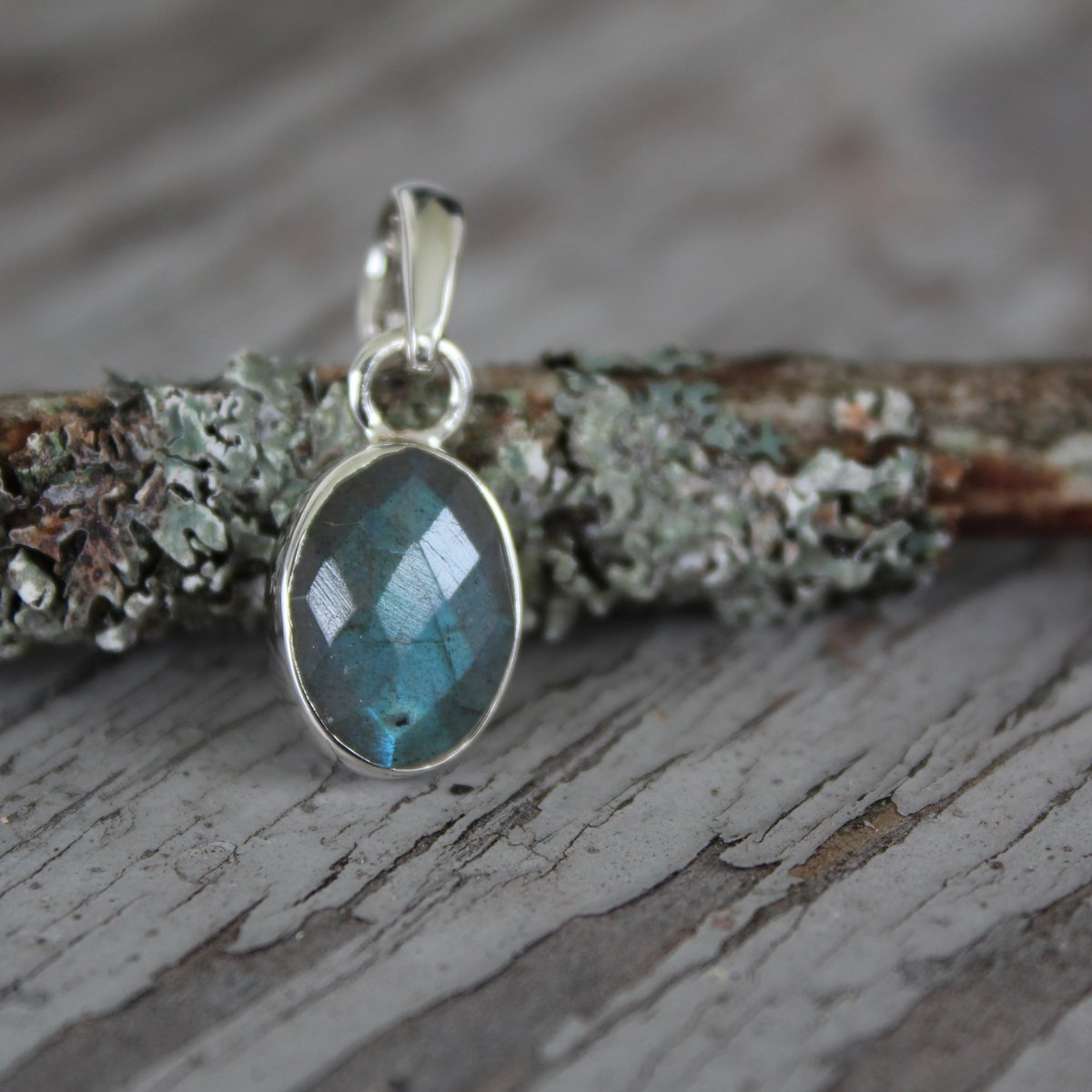 Image of Hush Oval - Faceted Labradorite Pendant in Sterling Silver 
