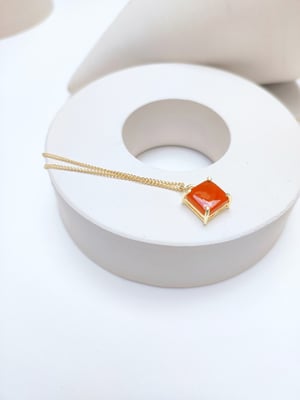 Image of Colgante Cuadrado Cornalina