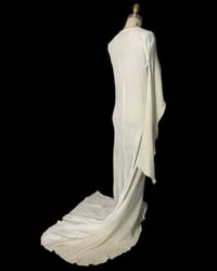 Image 4 of White knit and linen shaman dress