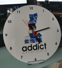 Addict Trainer Box 27cm Aluminium Clock