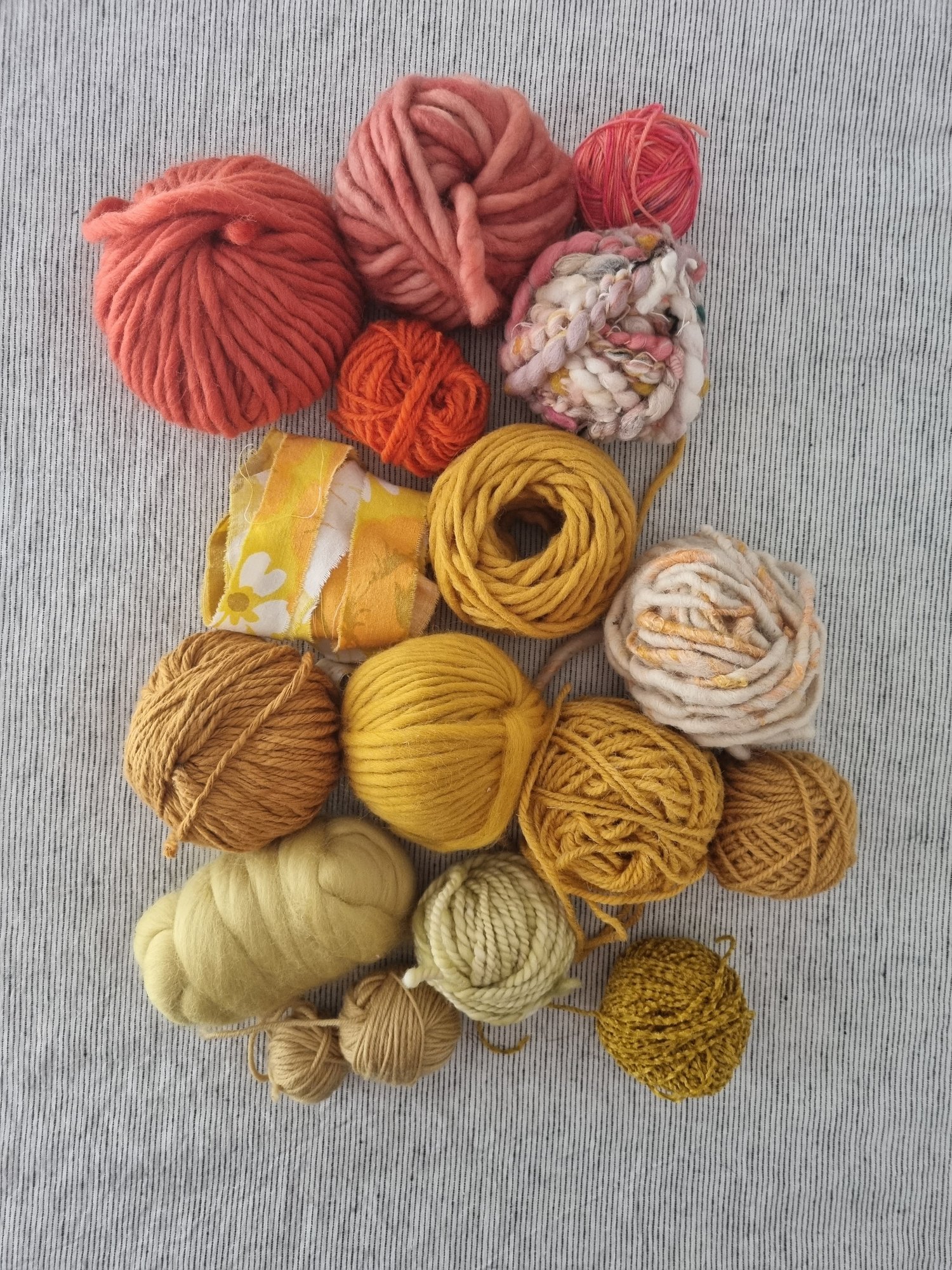 Image of Yarn Bundle - SUNSHINE